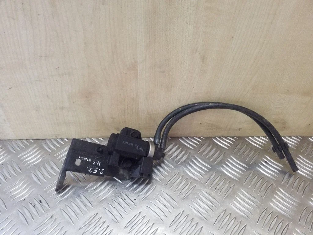 Zawór elektromagnetyczny turbo 72190319