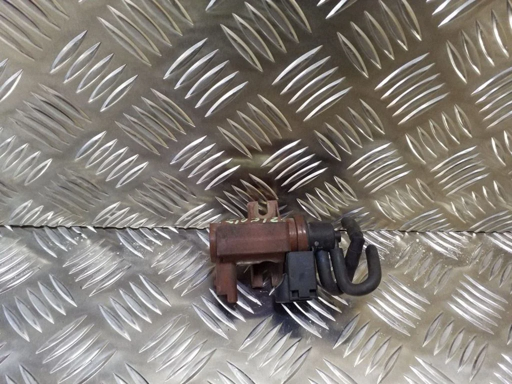 Turbo solenoīda vārsts 60909E882CA