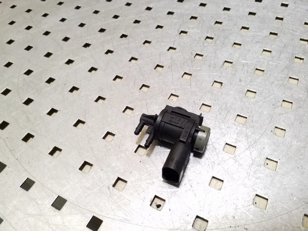 Turbo solenoid valve 1J0906283C