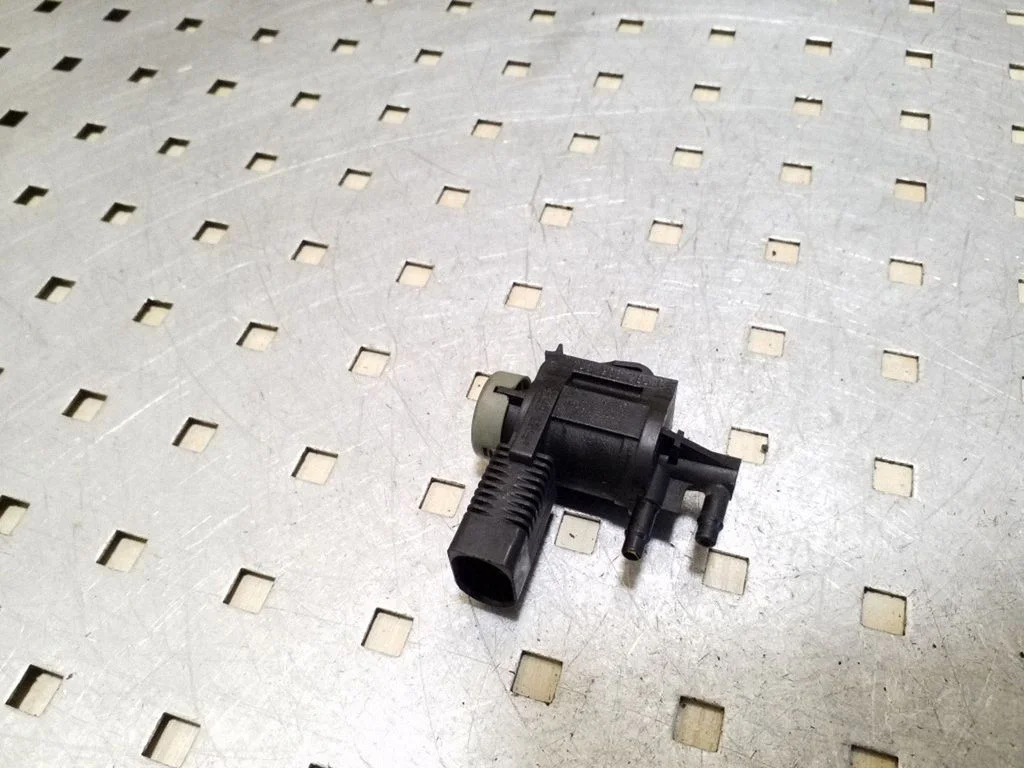 Turbo solenoid valve 1J0906283C
