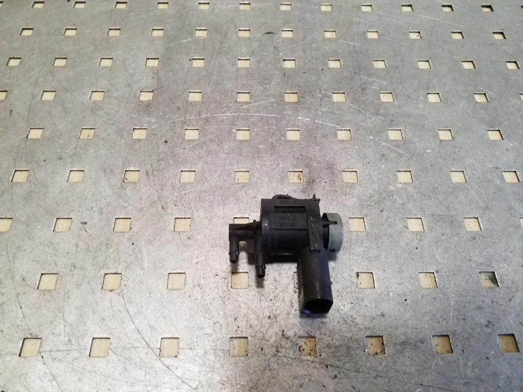 Turbo solenoid valve 1J0906283C – Audi A8 S8 D3 4E (2002-2009)