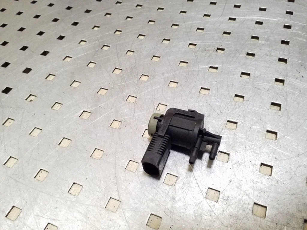 Solenoidklapp 1J0906283C
