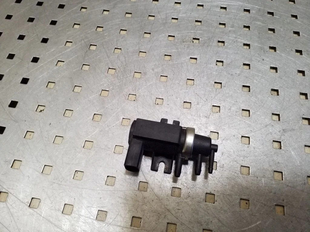 Solenoidklapp 1J0906627C