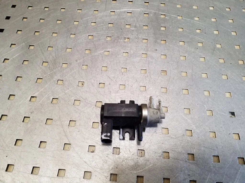 Solenoidklapp 1J0906627A