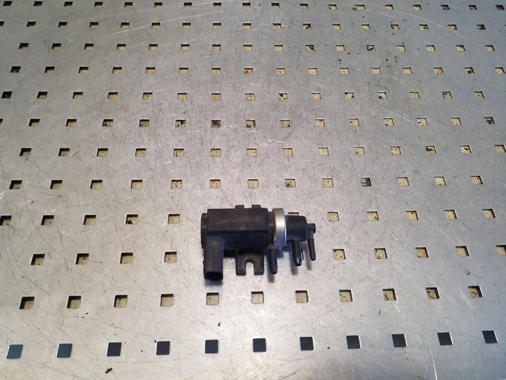 Solenoidklapp 1J0906627C