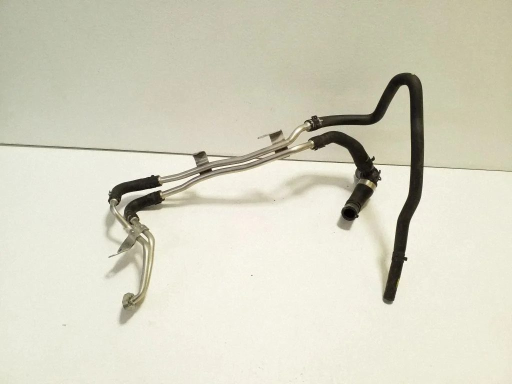 Coolant pipe/hose 05C122447J