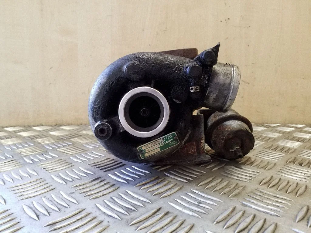 Turbo 028145703D