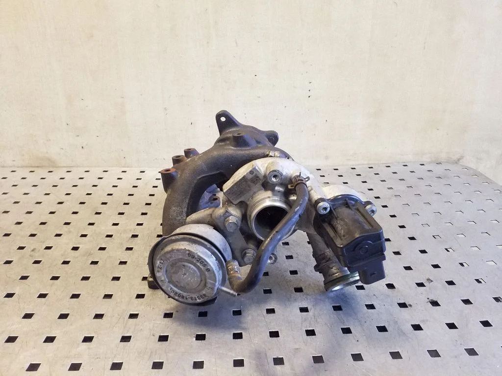 Turbo 03C145702A