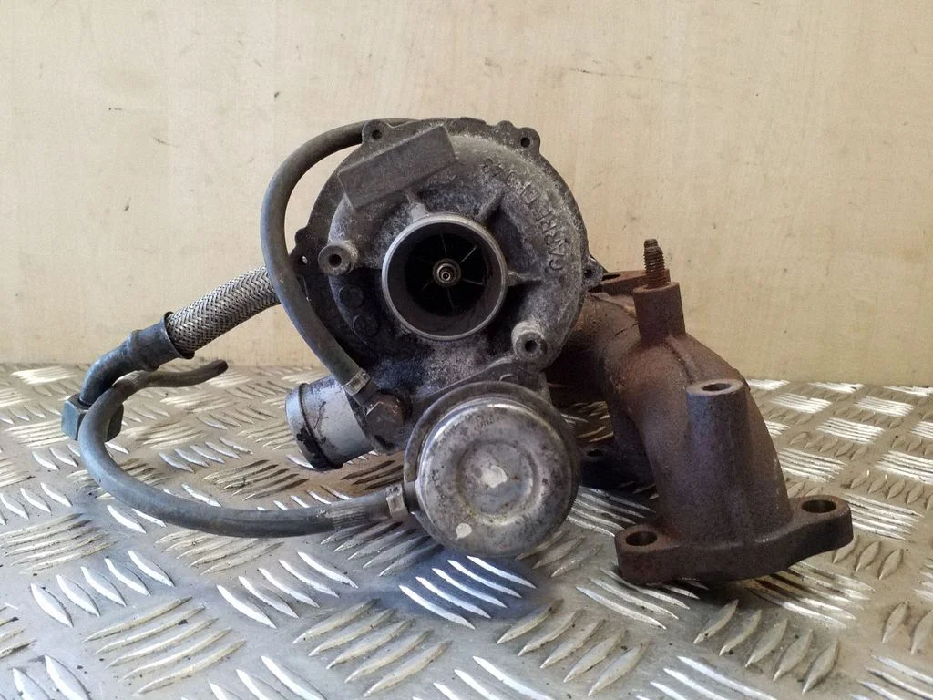 Turbīna 045253019G