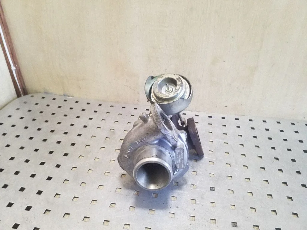 Turbosprężarka 55596485