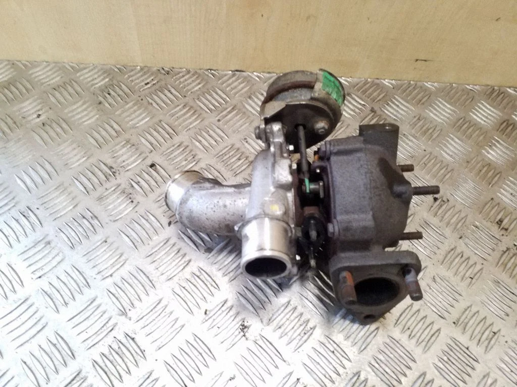 Turbocharger 7662591