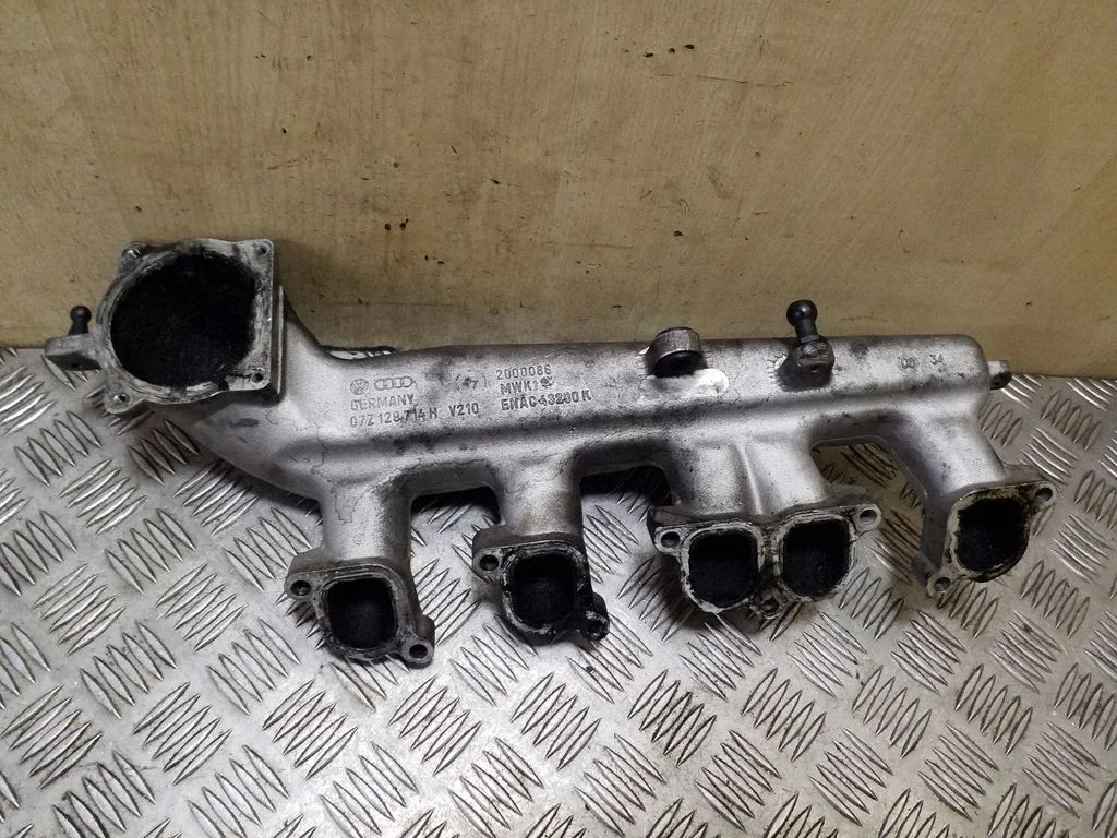 Kolektor ssący 07Z129714H