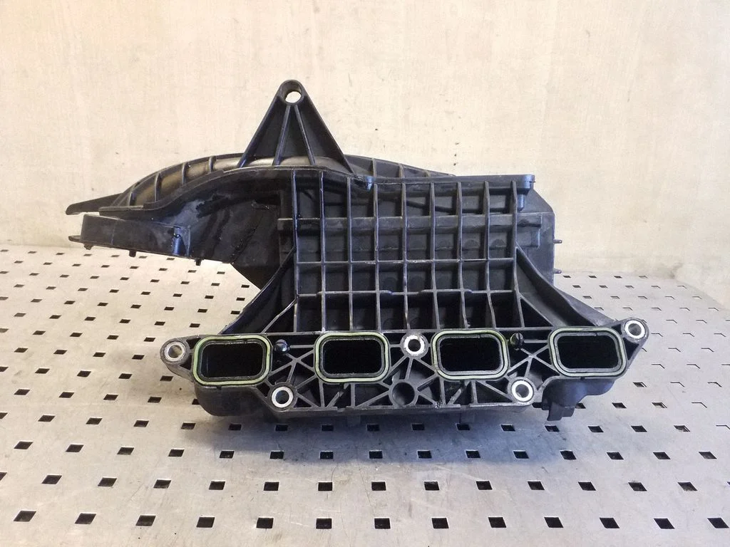 Intake manifold – Volkswagen Golf Plus (2005-2013)