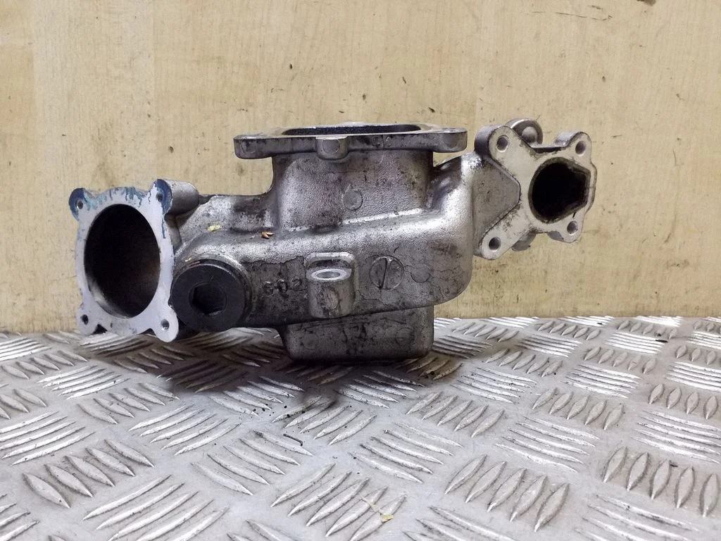 Intake manifold – Subaru Outback (2009-2014)