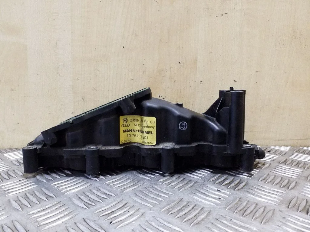Intake manifold 059129711CH