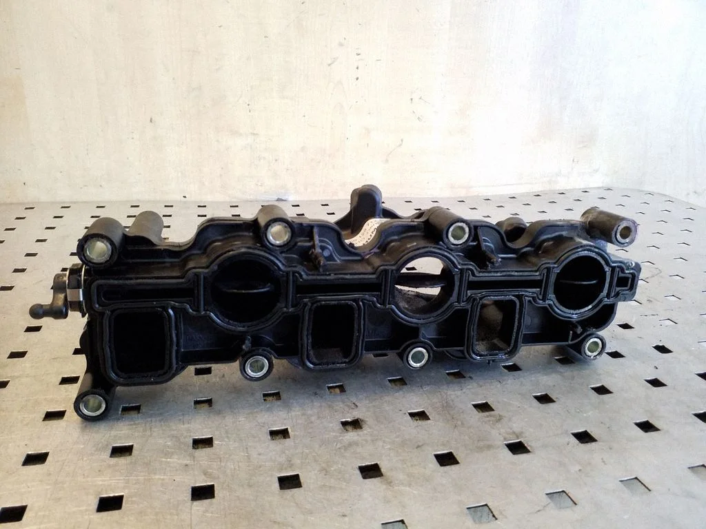 Intake manifold 059129712BT
