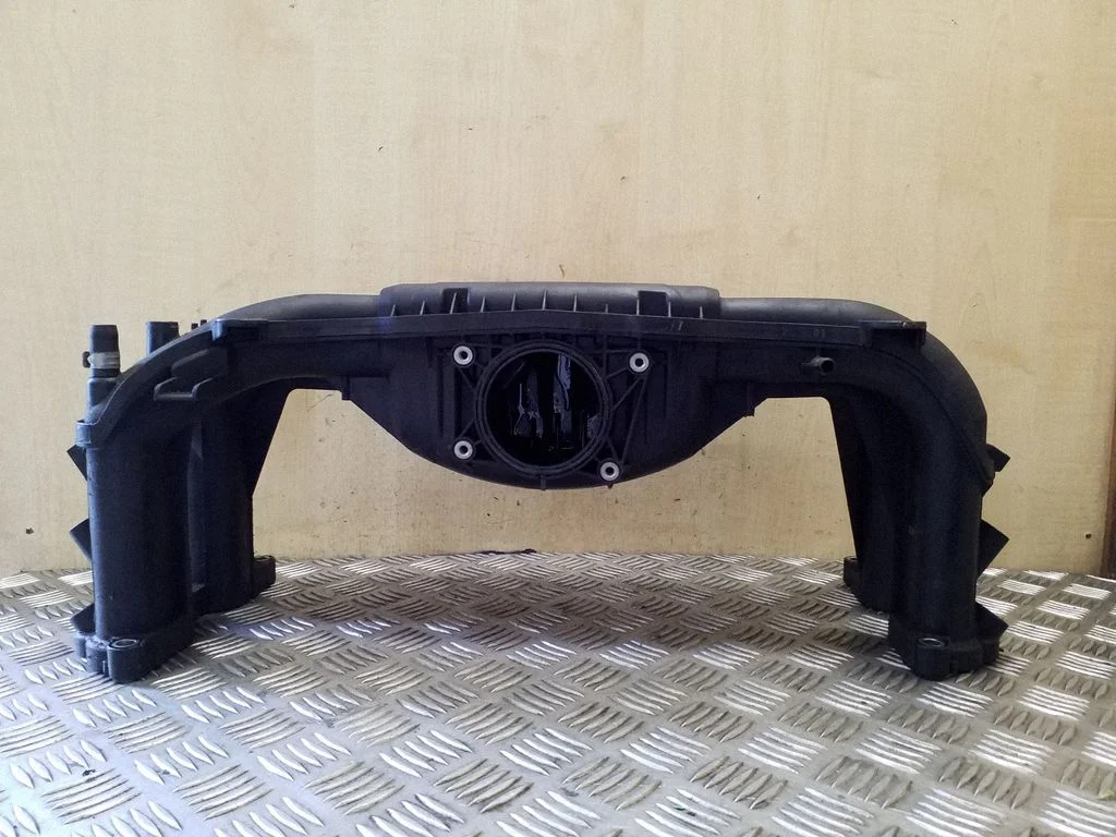 Intake manifold 14001AC140