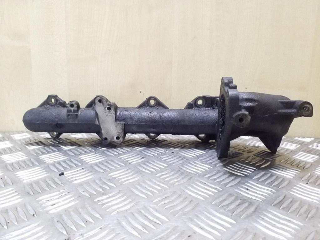 Intake manifold – Renault Trafic II (X83) (2001-2014)