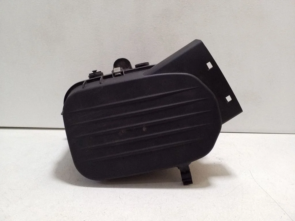 Air filter box 670005844 – Maserati Ghibli (2013-)