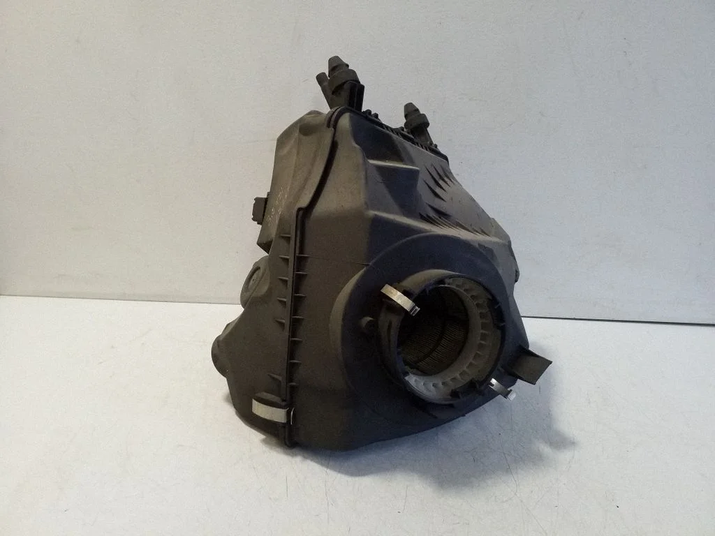 Õhufiltri korpus 4F0133837BB