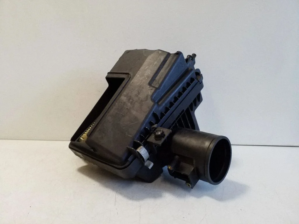 Air filter box 4BA20