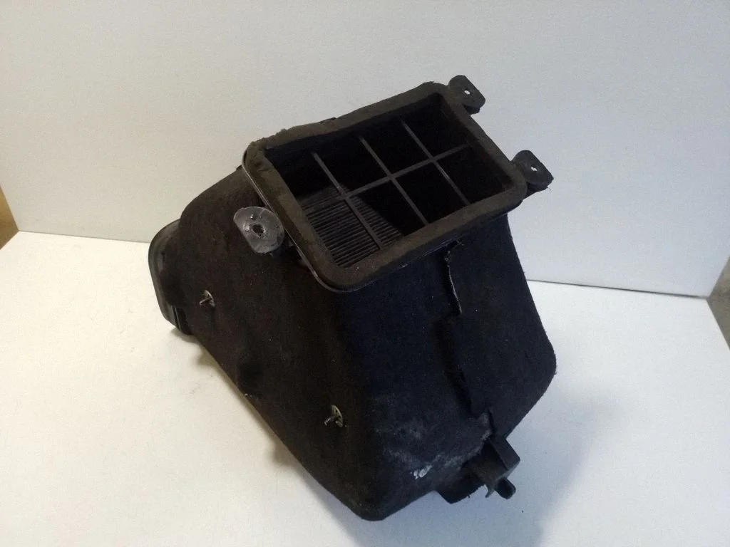 Air filter box A9068300962