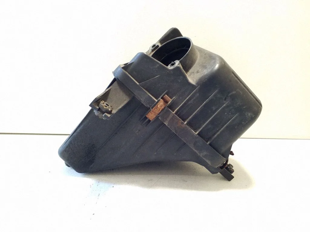 Air filter box 67JA01