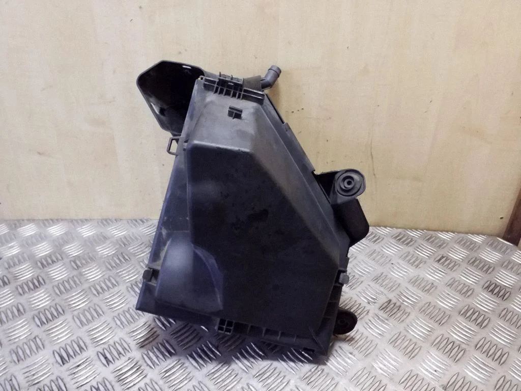 Air filter box 13718512599