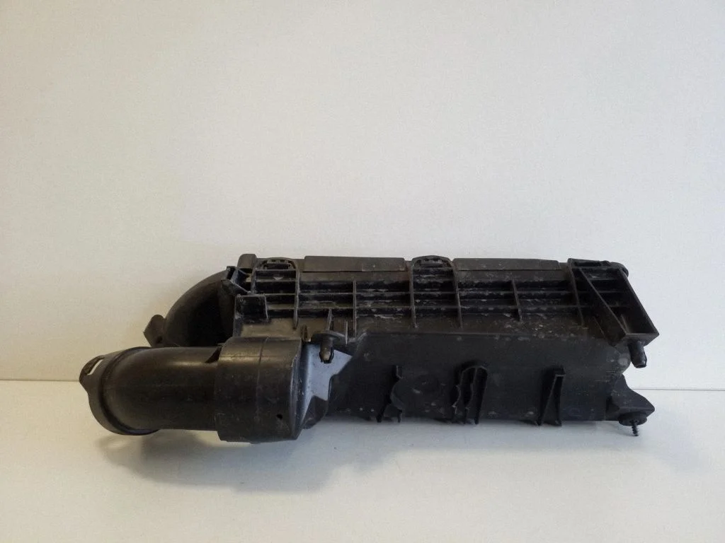 Air filter box 9805379480