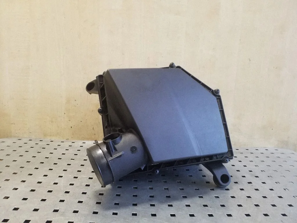 Air filter box 32222303