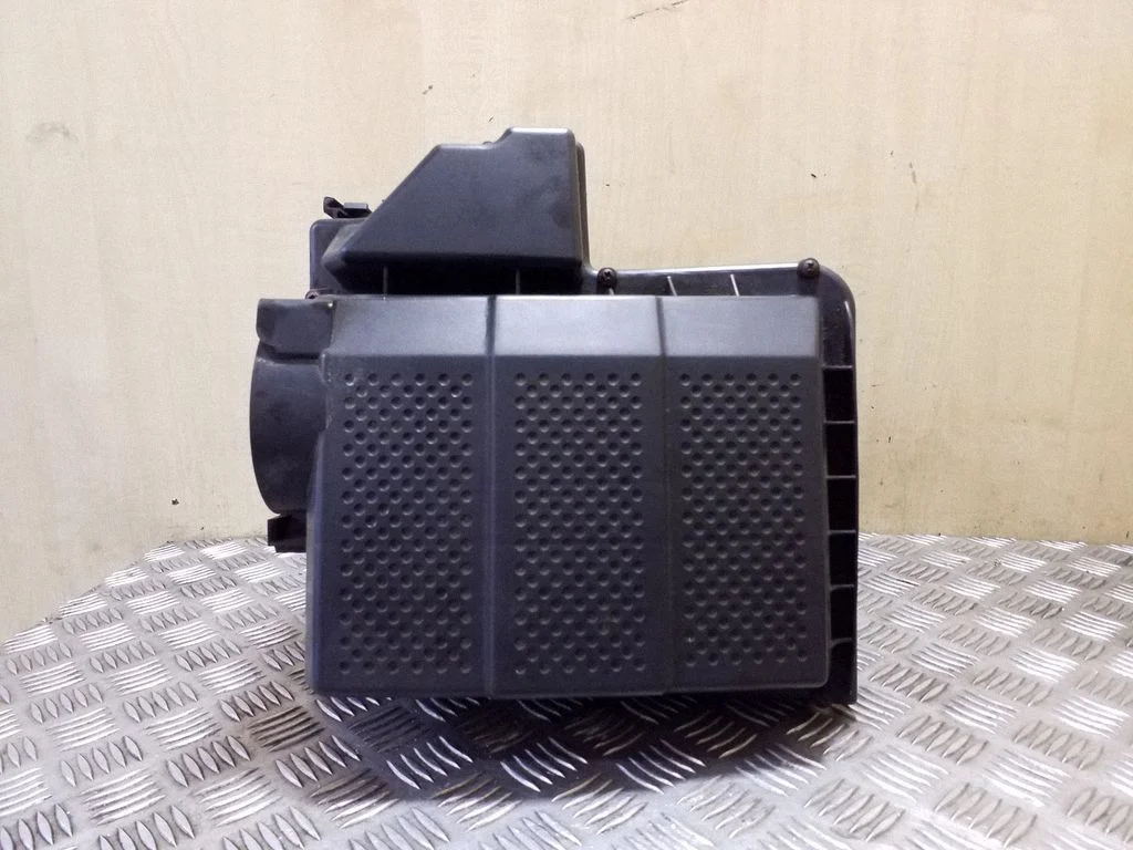 Air filter box PHB000498