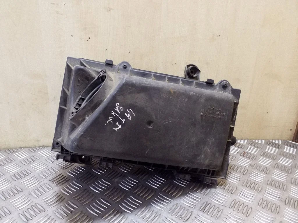 Õhufiltri korpus 1J0129607AE