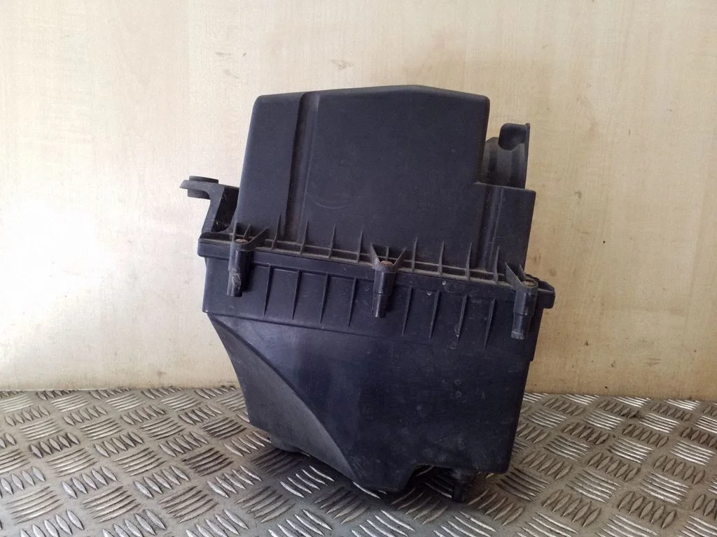 Air filter box GX739600DB