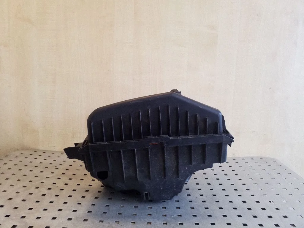 Air filter box 30647129