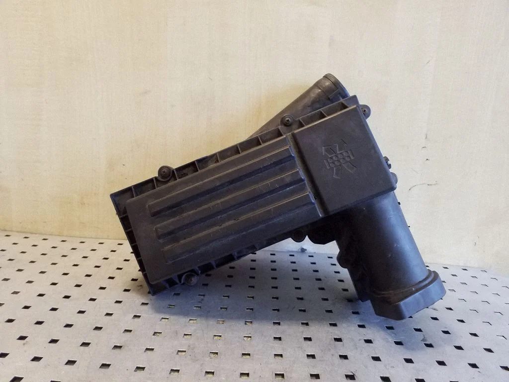 Air filter box 3C0129601CA