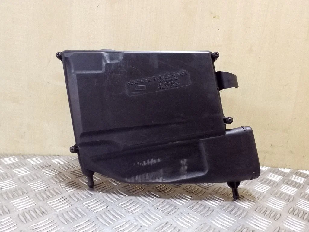 Õhufiltri korpus A6420940204