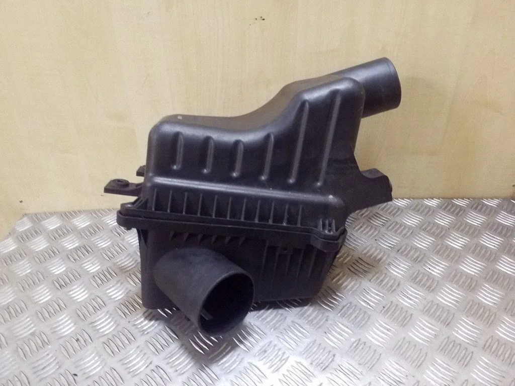 Air filter box 22745825