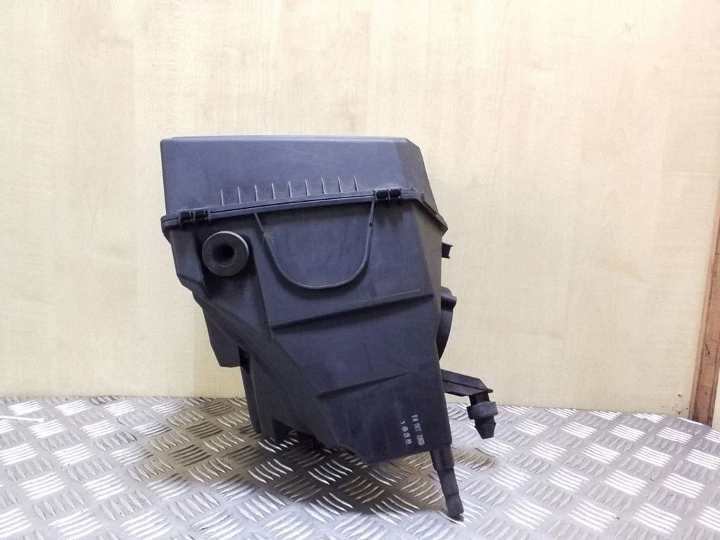 Air filter box 4F0133835AH