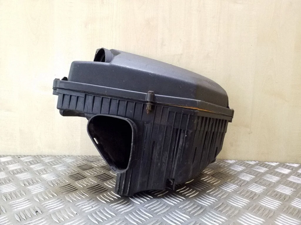 Õhufiltri korpus 30748207