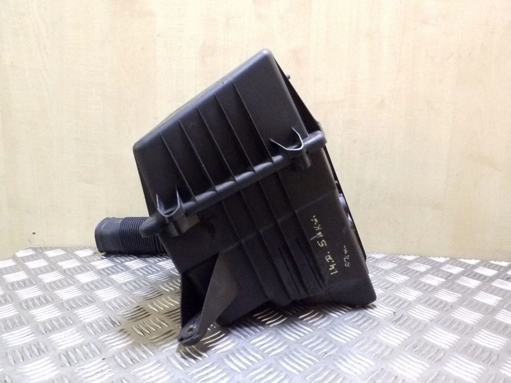 Air filter box – Skoda Fabia Mk2 (5J) (2007-2014)