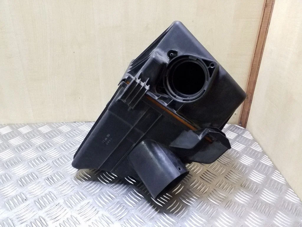 Air filter box 6Q0129601AR