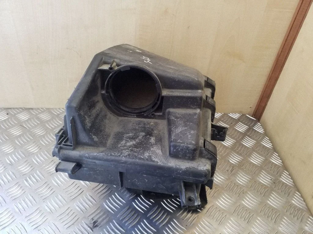 Air filter box – Volvo S60 (2001-2004)
