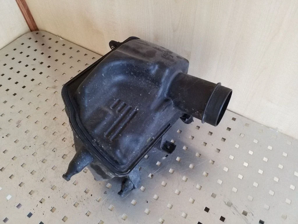 Õhufiltri korpus 1022318S01