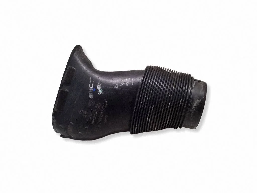 Air intake duct part 7H0129647B