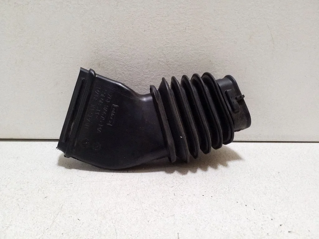 Air intake duct part LX619A675MA