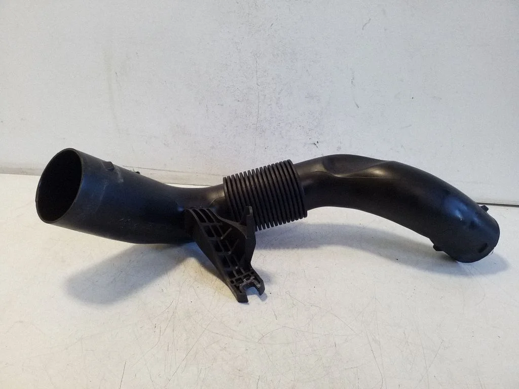 Air intake duct part 9820138980 – Citroen C5 Aircross (2017-2024)