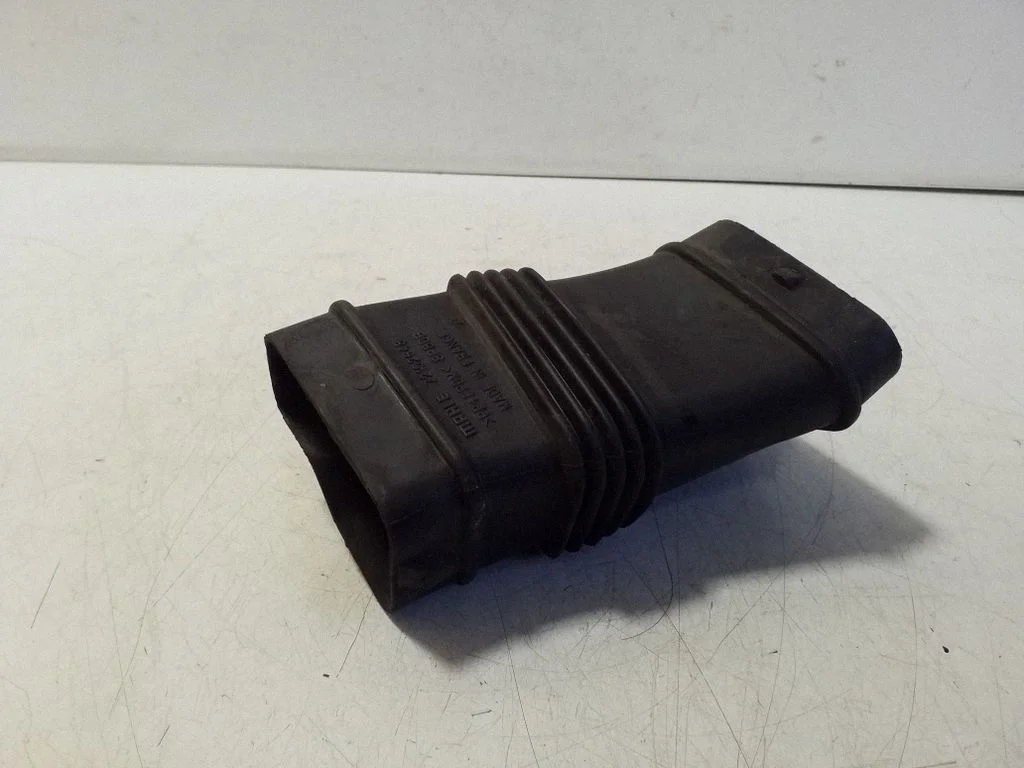 Air intake duct part – Volvo XC60 (2014-2016)