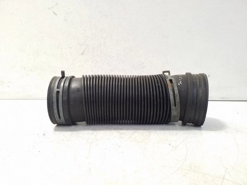 Air intake duct part 1J0129684BC