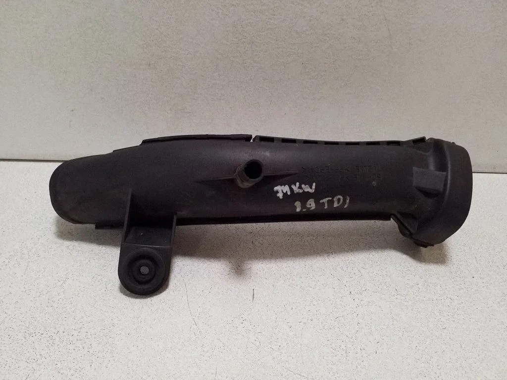 Air intake duct part 1J0129609B