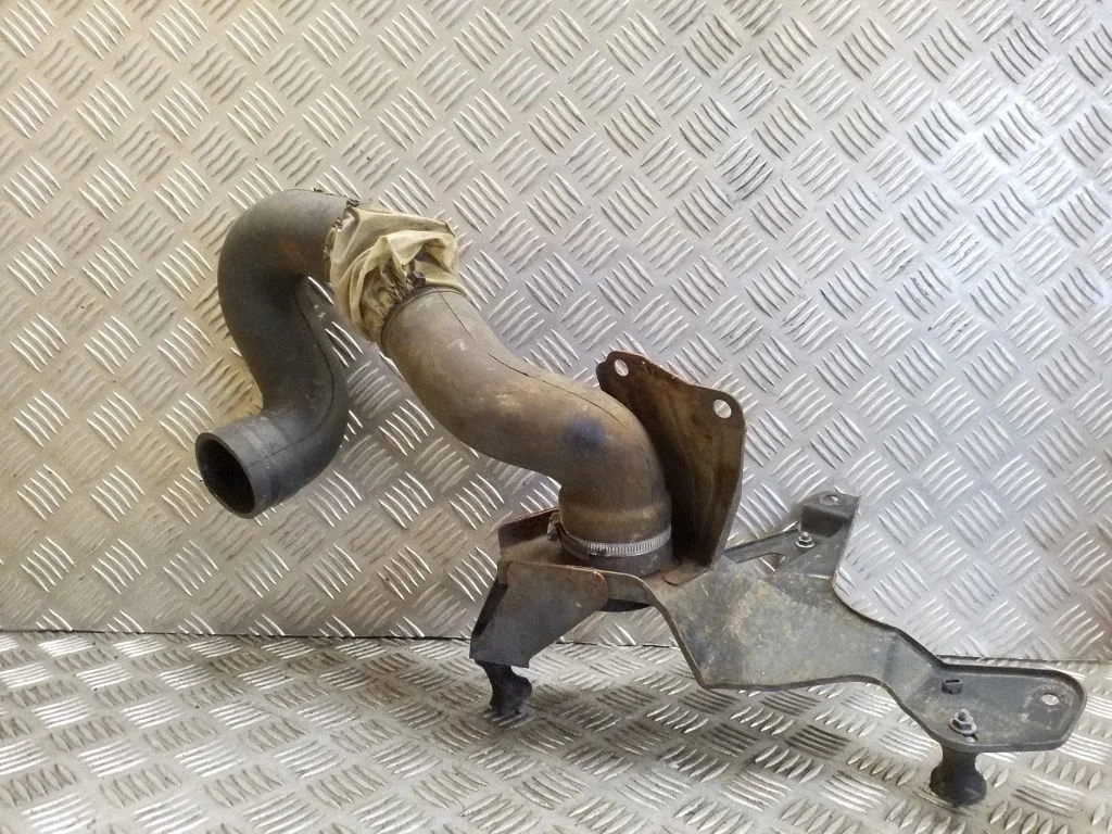 Air intake duct part 7700855045